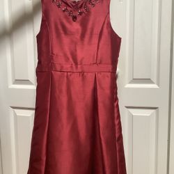Free  Red dress