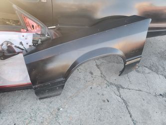 MUSTANG 5.0 GT driver fender 87-90