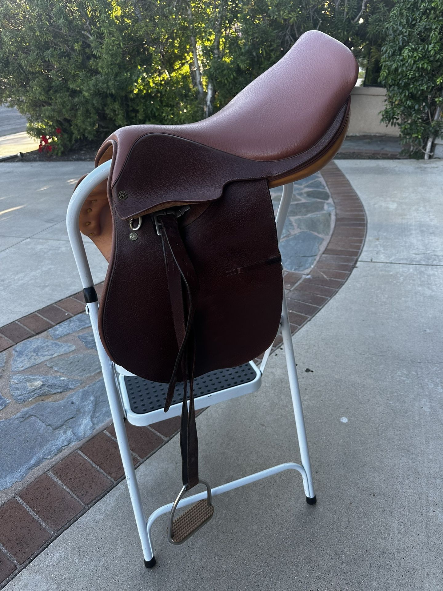 Crosby English Saddle