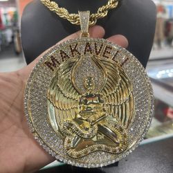 Makavelli Jumbo Pendant 