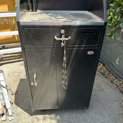 Valet Stand