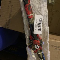 Flower Dog Collar, Med. Dogs (New)