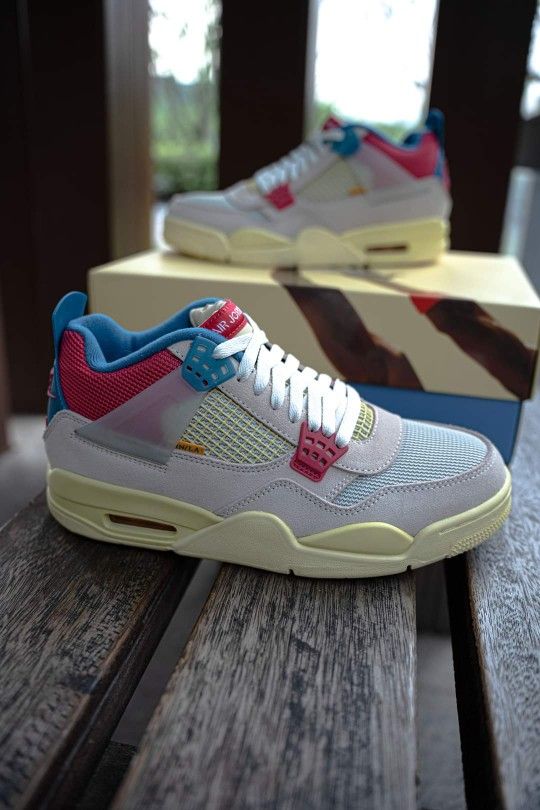 Air Jordan 4 Retro Off-white Sail