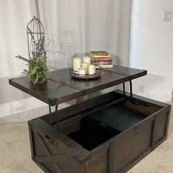 Lift Top Trunk Coffee Table 