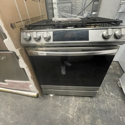 Samsung 30” Slide In Gas Range In Stainless Steel New Open Box