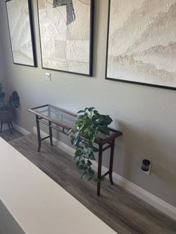 Entry Way Table