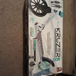 Kruzer Adult Scooter New In Box. Ages 8+ Up To 220lbs 