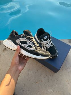 Dior b30’s