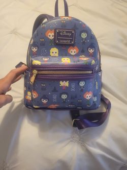 Moving- Finale Pick Up 6/28  Disney Hocus Pocus Bag!