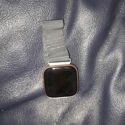 Fitbit Versa 2