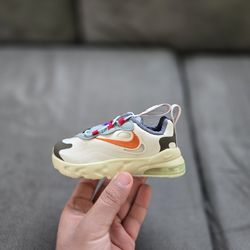 Nike Air Max 270 React Travis Scott (size 6c)