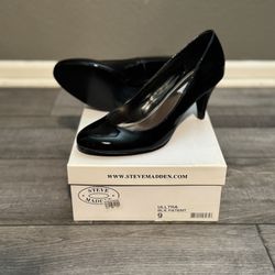 Steve Madden Heel Pumps *Brand New*