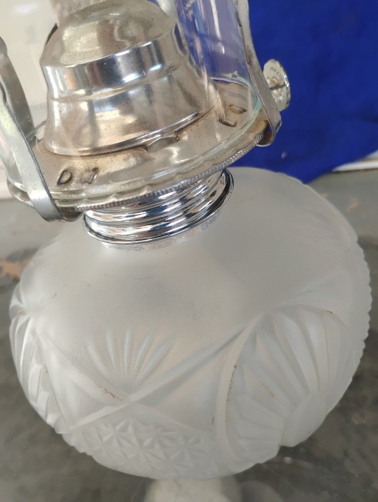 1970s Hurricane Oil Lamp