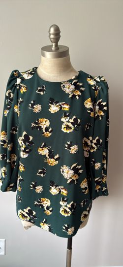 Puff sleeves blouse top size medium