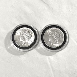 Uncirculated-MS(60)  1922 Piece Silver Dollars Sealed In Cases. These Are Valued $88 Each On Us Coin Book. I’ll Take $75 Each. $150 for both.