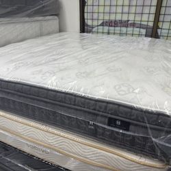 KING SIZE AIRELOOM HANDMADE PILLOW TOP MATTRESS & BOX SPRINGS BED SET