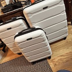 note drop Flexible Travel Kits Perfect for Any Trip!