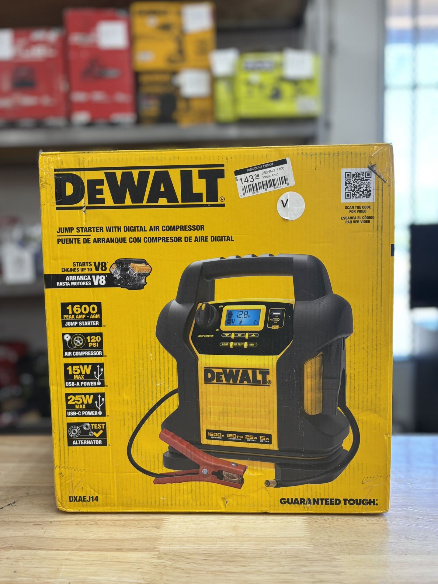 DEWALT 1400 Peak Amp Portable Car Jump Starter with Digital Compressor