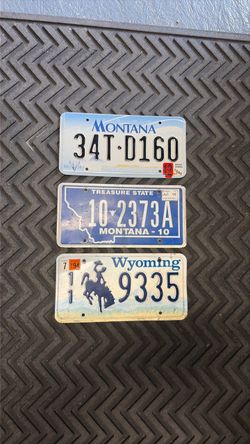 Vintage Montana and Wyoming License Plates Lot