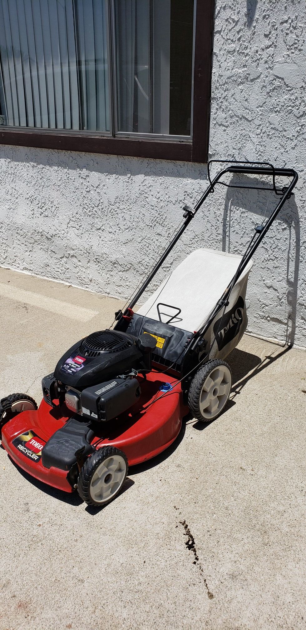 Toro recycler 6.75 149cc self propelled lawn mower with kohler motor