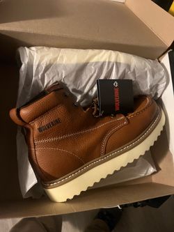 Boots Wolverine oil resistant 9 1/2 brown