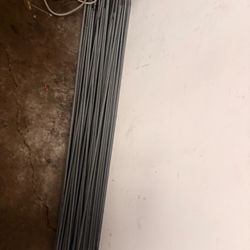 Treaded rd 12 foot long 5/8  55 pieces location  oackland will delivery for no extra charge $1500