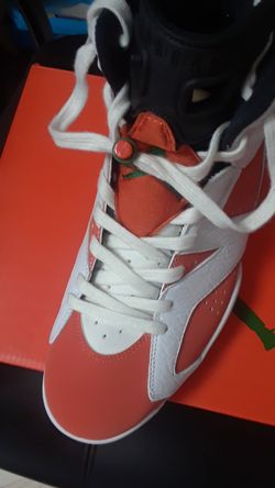 Gatorade Jordan's size 10