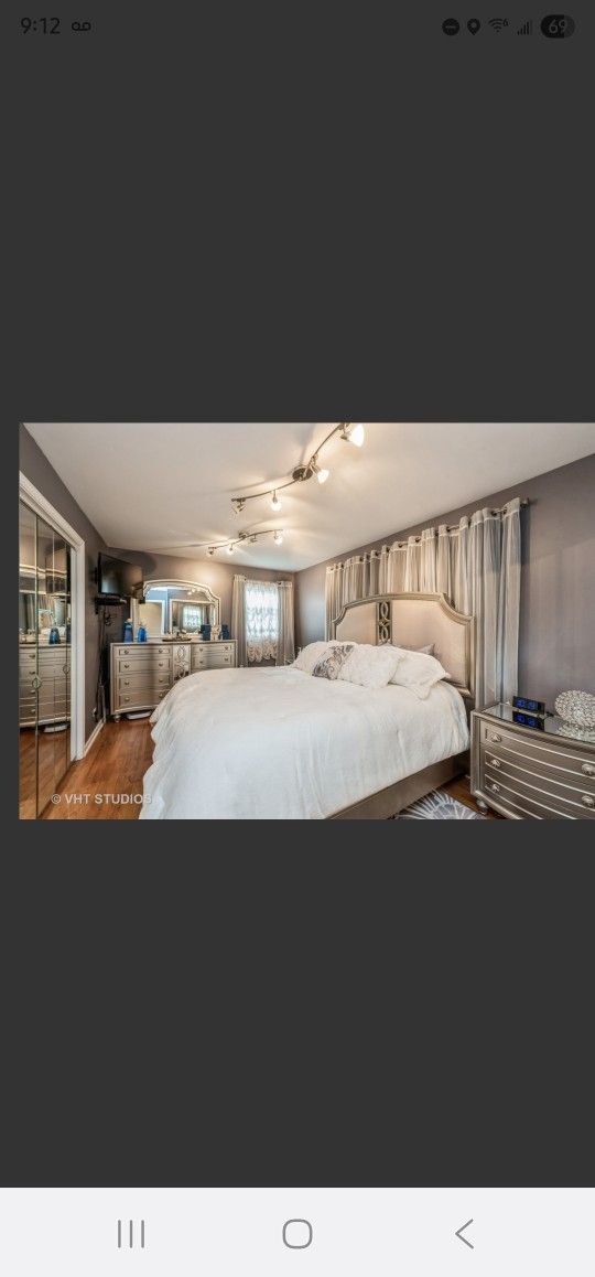 6 Piece Classy King Bedroom Set
