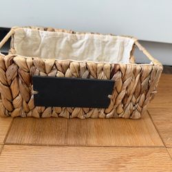 Box / storage