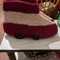 Crochet Hand Made Cuffed Boot Style Slippers. Size Large Red And Pink Color
