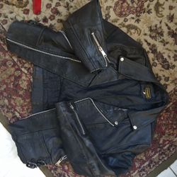 Leather Jacket Size 44/ Small Man Or Woman