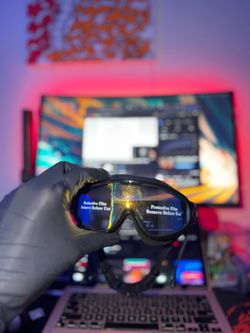 2 Swimming goggles