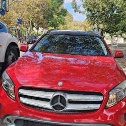 2015 Mercedes-Benz GLA 250