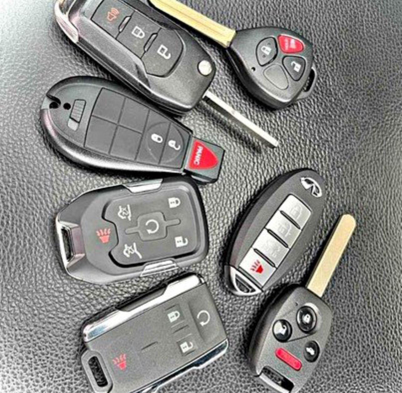 Car Keys And Remotes, Llave Y Controlled
