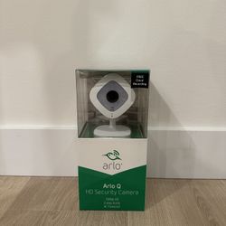 Arlo Q Indoor 1080p Wi-Fi Security Camera White/Black **Brand New**