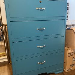 Dresser With Lots Of Storage! New Nickel Handles! Solid Wood- Very Well Made! Super Clean! 