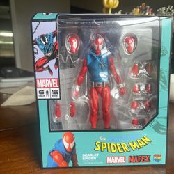 Mafex Scarlet Spider 