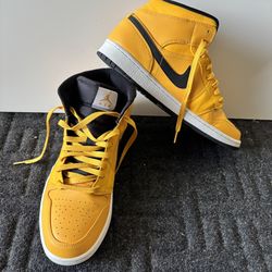 Nike Air Jordan 1 Retro Melo PE 