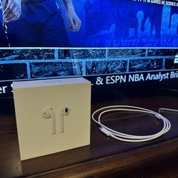 Airpods with charger and box