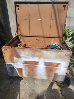 Knaack gang box