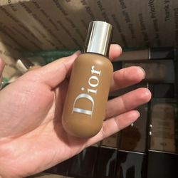 Dior backstage foundation 5N