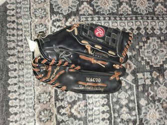 Baseball glove