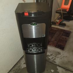 Energy Sufficient Bottom Feeder Water Dispenser Like New Hot And Cold Works Great Firm Price 70