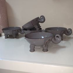 5 Cute Elephant Bowls NEW