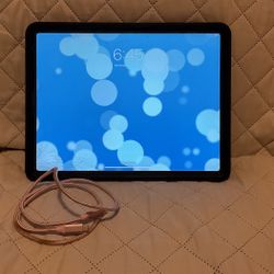 Apple IPad Pro 12.9 3rd Gen 64 GB Wi-Fi And Cellular 