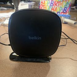 Belkin Wifi Router - Works Great - Dual Band