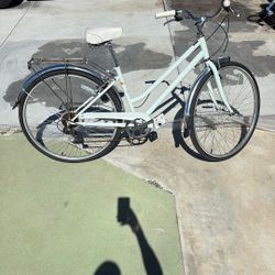 28” Schwinn Women’s Bike 