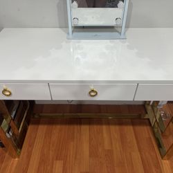 Vanity Desk