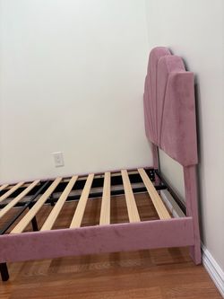 Twin Bed Pink