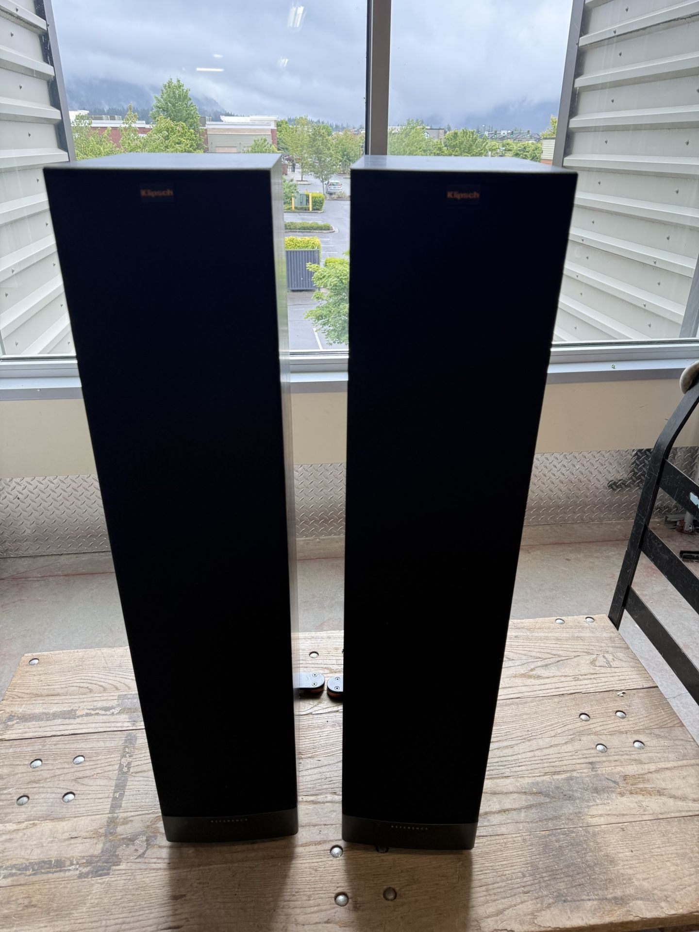 KLIPSCH RF-62ii 6.5" 2-Way Floor Standing Speakers Black